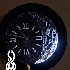 ساعت دیواری ماهگون نیمه