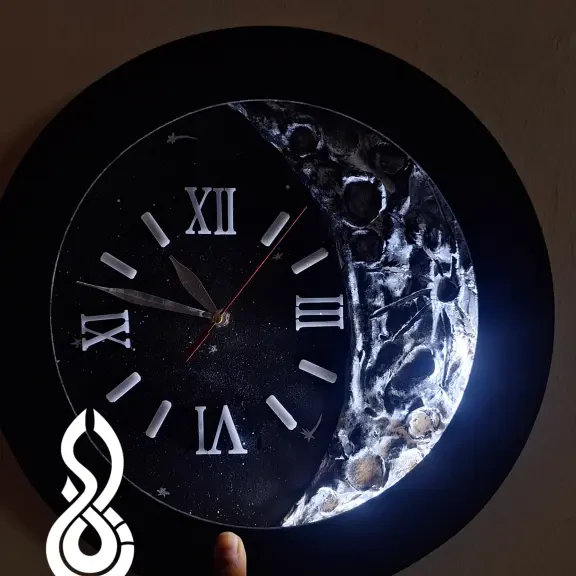 تصویر 1 ساعت دیواری ماهگون نیمه